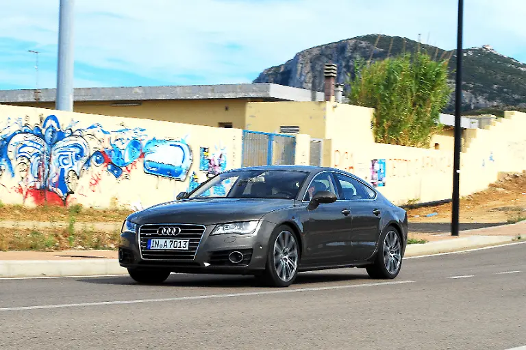 Audi-A7-Sardinien-12-09-2010-15-53-08