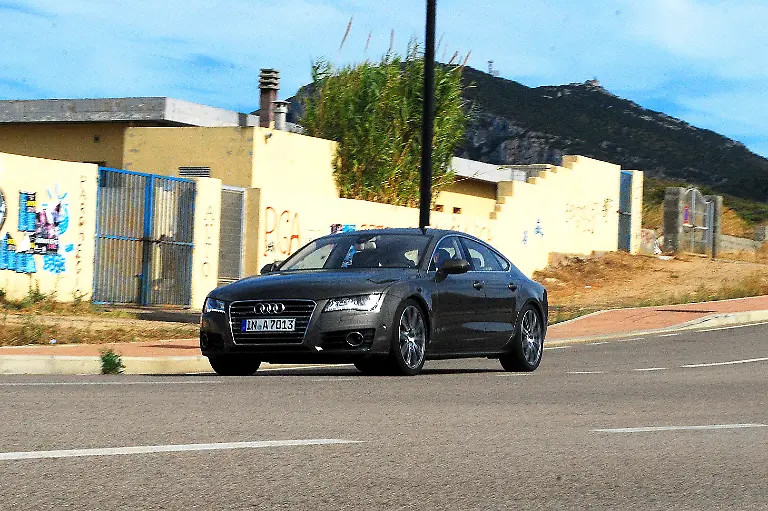 Audi-A7-Sardinien-12-09-2010-15-49-23
