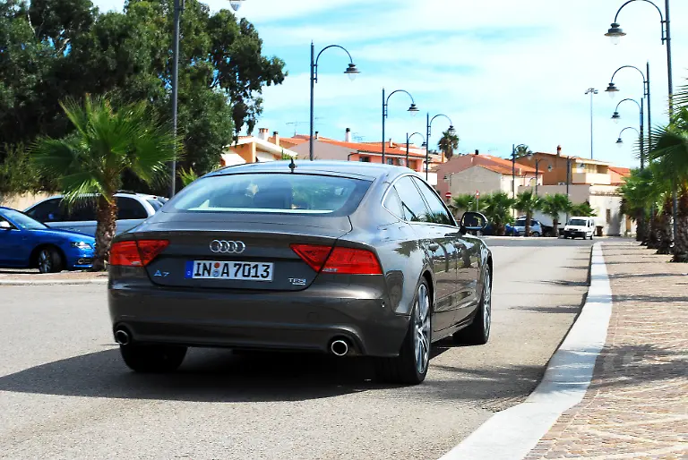Audi-A7-Sardinien-12-09-2010-15-00-22
