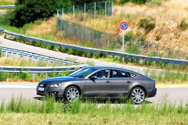 Audi-A7-Sardinien-12-09-2010-14-16-53