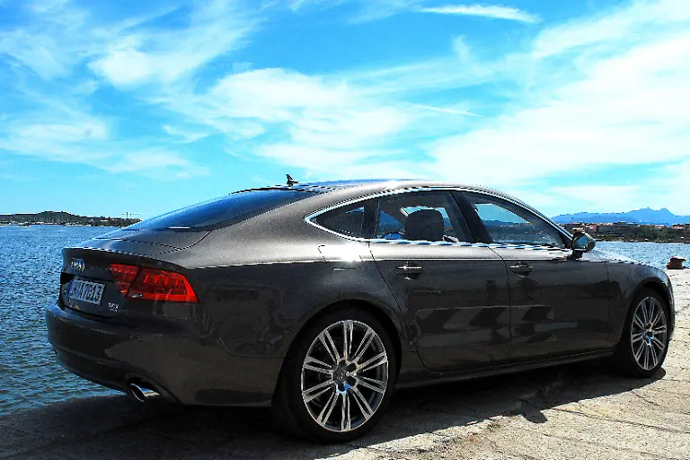 Audi-A7-Sardinien-12-09-2010-13-17-41