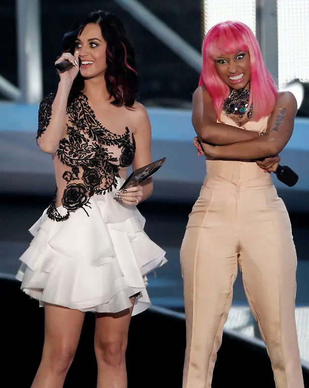MTV-Video-Music-Awards-Show-CADC174-jpg3041121277576562565