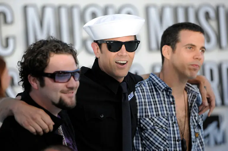 MTV-Video-Music-Awards-Arrivals-CASH226-jpg5083151005719785325