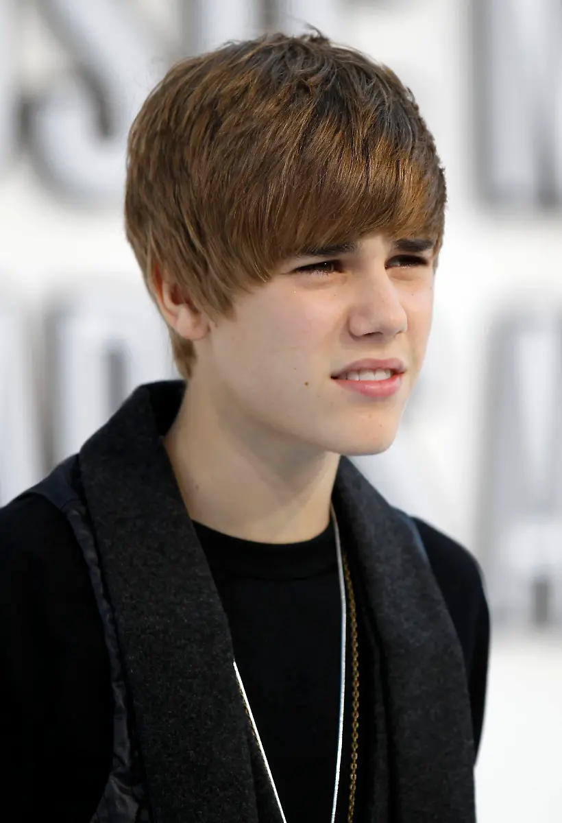 2010-09-13T010229Z-01-LOA116-RTRMDNP-3-MUSIC-MTV-JPG8723886397729821737