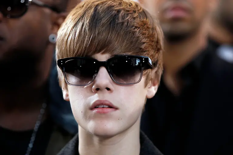 MTV-Video-Music-Awards-Arrivals-CASH192-jpg2553049315224536827