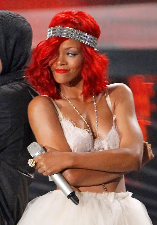2010-09-13T034928Z-01-LOA261-RTRMDNP-3-MUSIC-MTV-JPG2771331370108291939