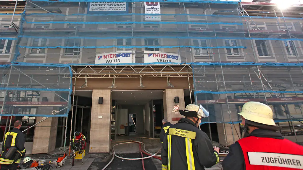 2t8z0010-jpg1460815189442979707