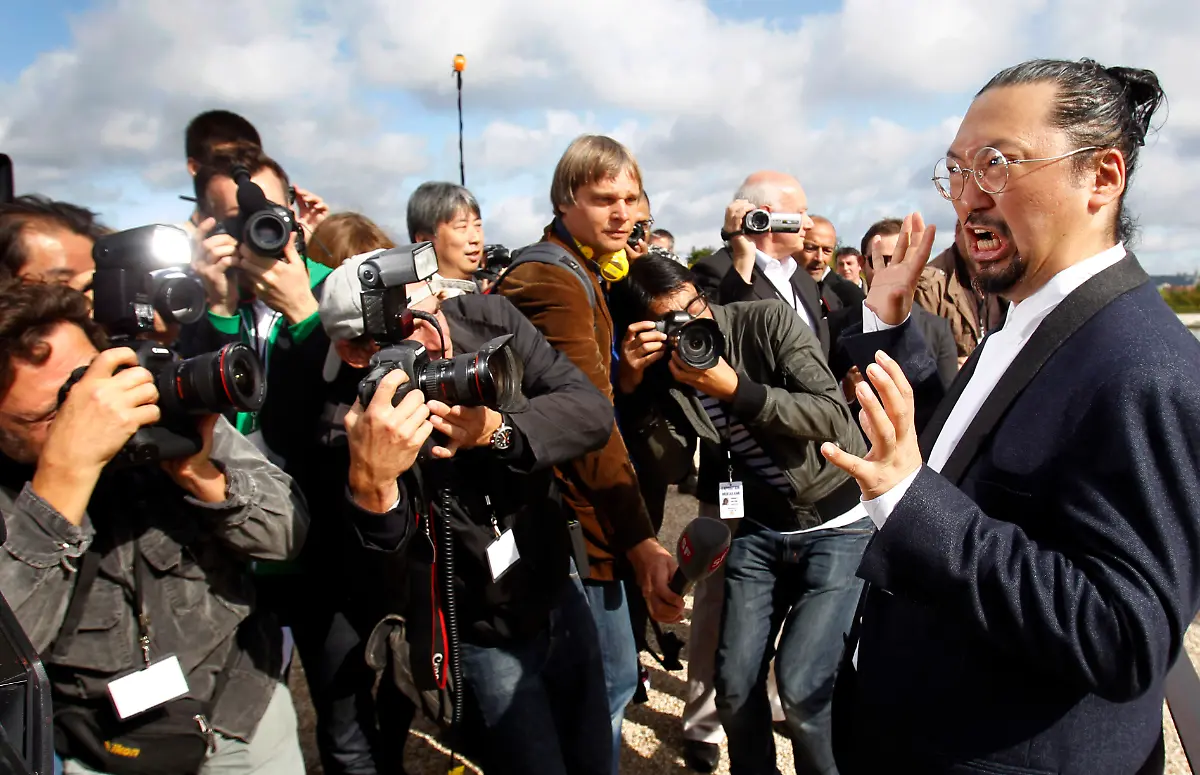 France-Versailles-Exhibition-ENA105-jpg7467507586116873225