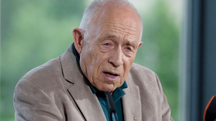 Geißler will mit seinem Kompromiss zeigen, dass eine Lösung möglich ist.