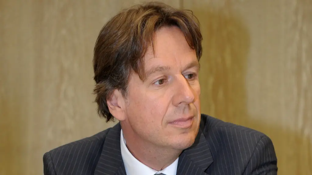 060910MAW112-060910MAW112-jpg29279699687292911