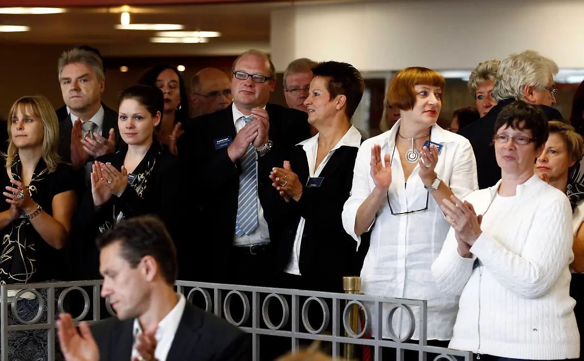 2010-09-03T114957Z-01-FAB113-RTRMDNP-3-KARSTADT-GERMANY-BERGGRUEN-JPG5254841225787628761