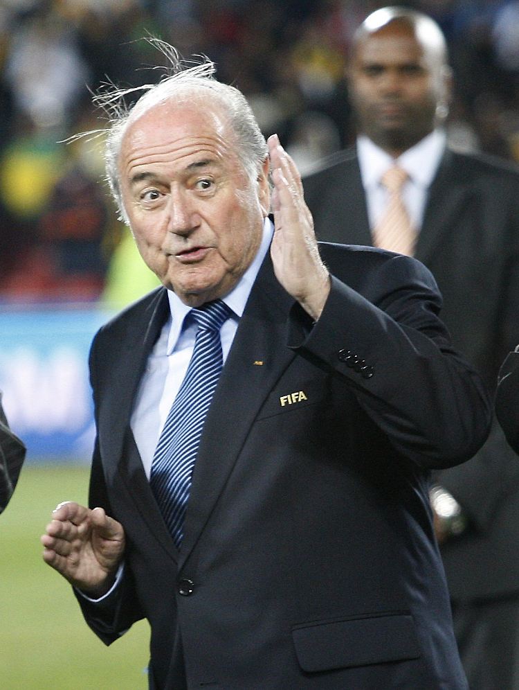 Fan von Wahnsinnstransfers: FIFA-Boss Sepp Blatter.