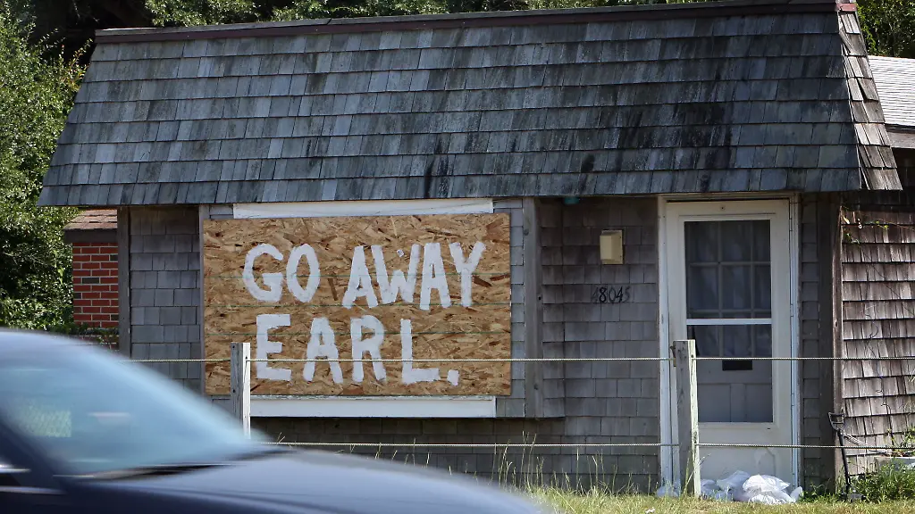 Tropical-Weather-VANOV201-jpg4316350609125963190