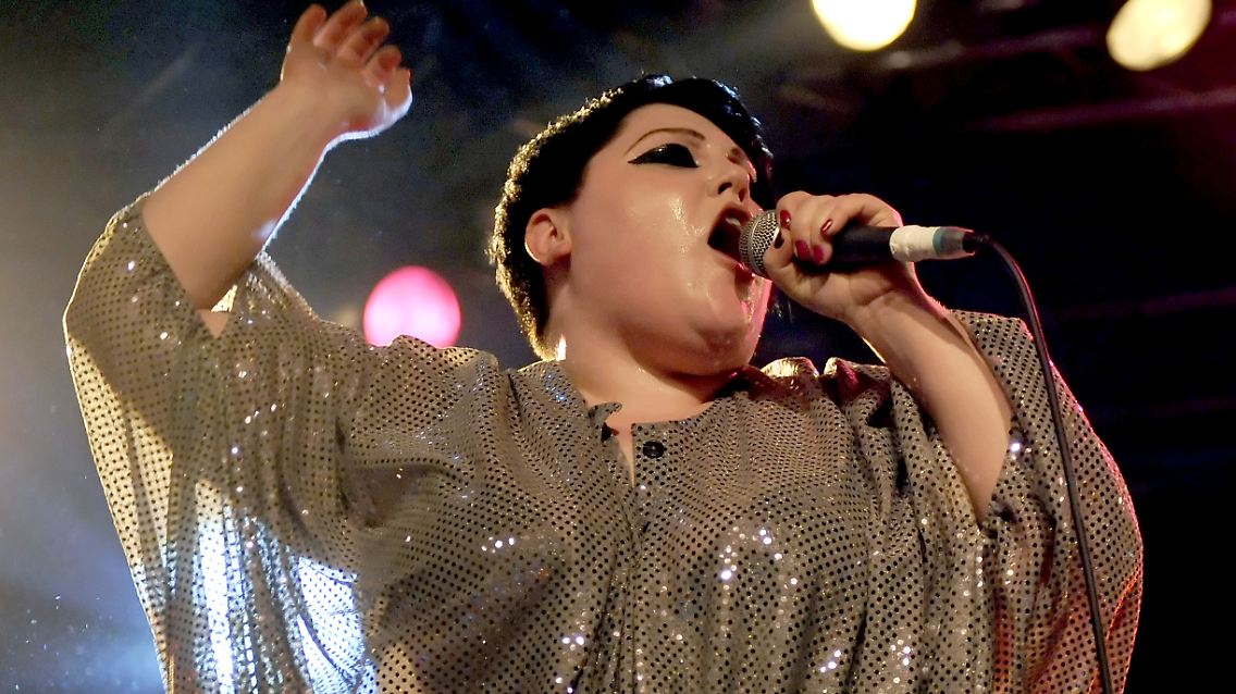 ... und Beth Ditto - ein ungewöhnliches Paar.