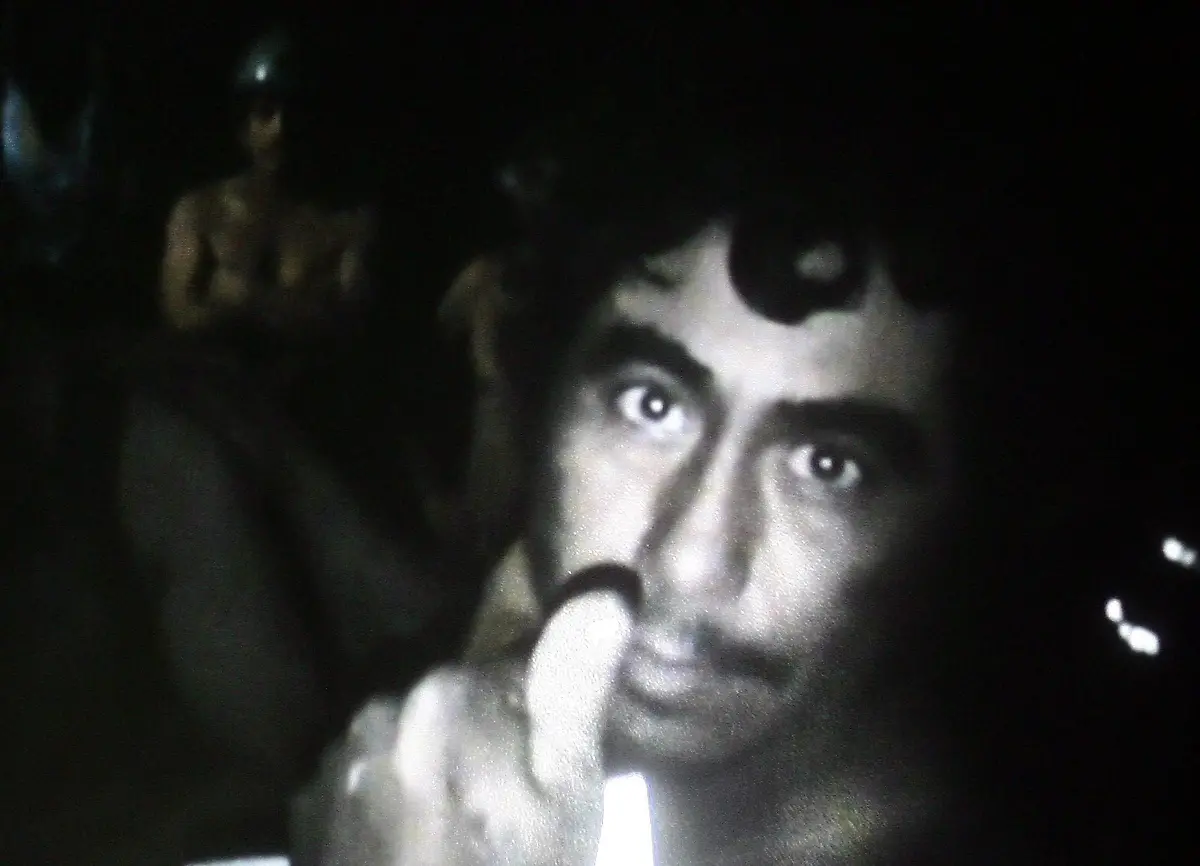 2sy81159-jpg1077215394531744848