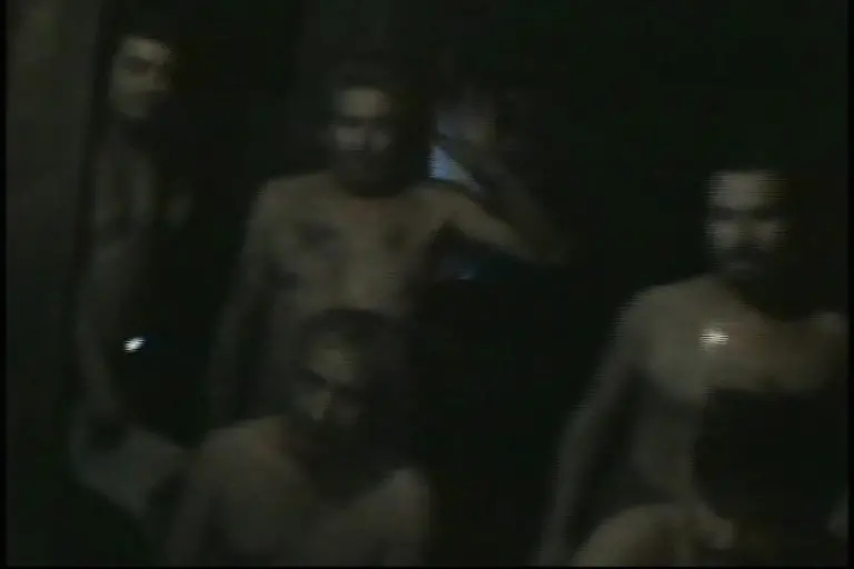 2010-08-27T232350Z-01-STG110-RTRMDNP-3-CHILE-MINE-ACCIDENT-JPG6621323517363354207