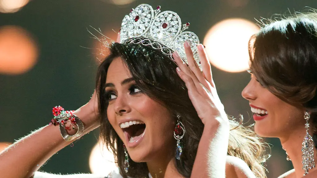 2010-08-24T043456Z-01-SIN219R-RTRMDNP-3-MISSUNIVERSE-JPG3793117774626589472