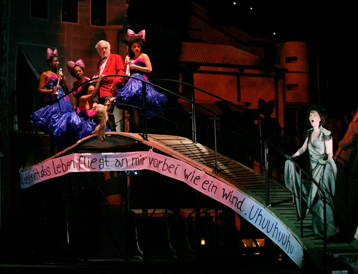 DEU-Theater-Schlingensief-Tod-RBER112-jpg2271961566095310078