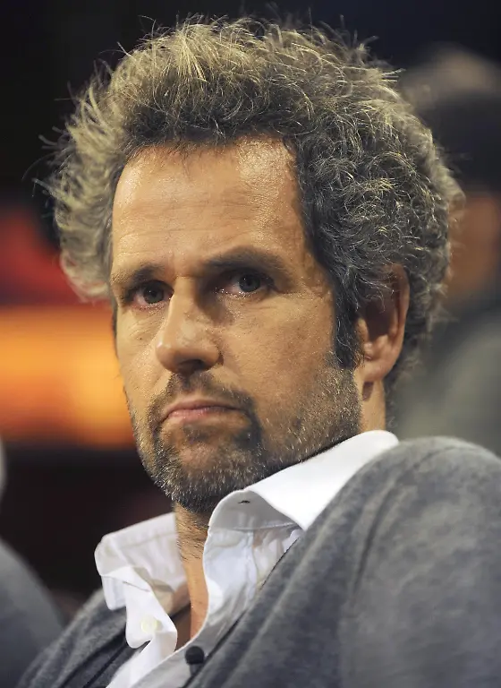 2sui2902-jpg5883183395849270895