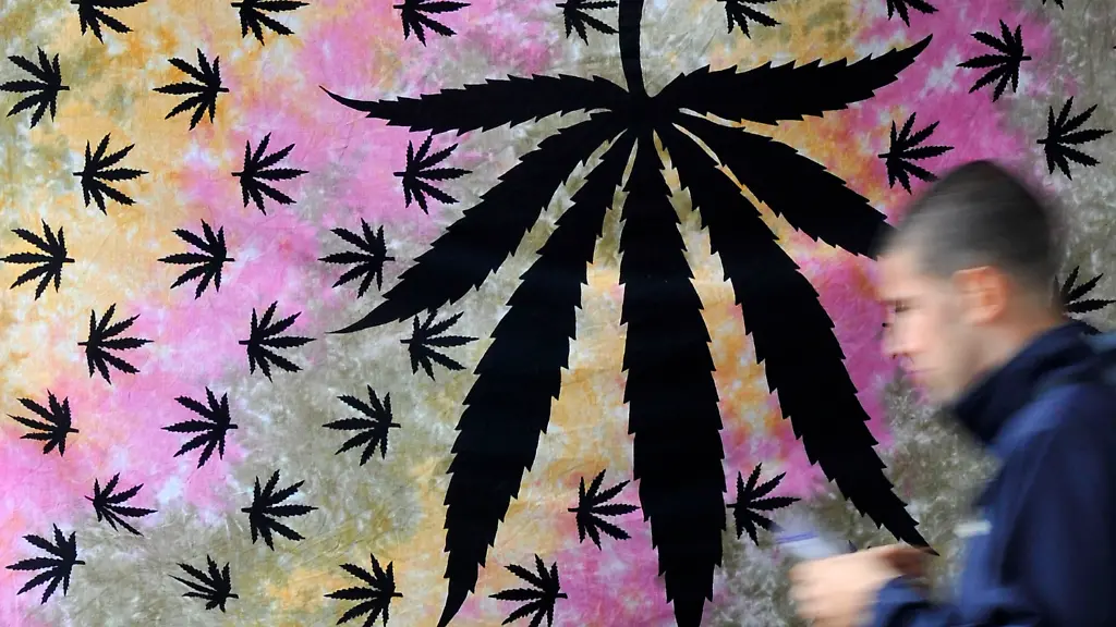 2010-08-17T125925Z-01-TOB504-RTRMDNP-3-BRITAIN-JPG8257179048890291409