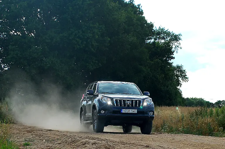 Toyota-Land-Cruiser-18-07-2010-18-14-50