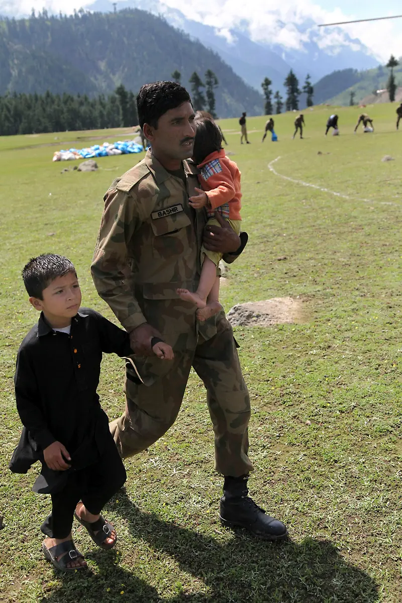 2010-08-11T014511Z-01-WAS11-RTRMDNP-3-PAKISTAN-FLOODS-USA-JPG1440916058933374615