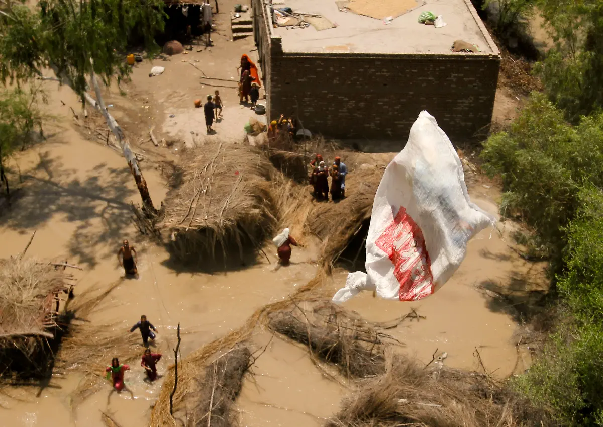 APTOPIX-Pakistan-Floods-XSA106-jpg5594727918161102154