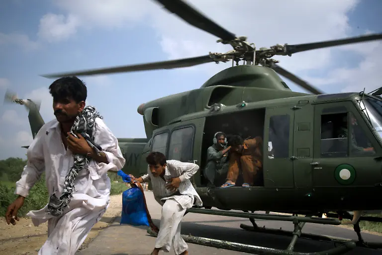 Pakistan-Floods-XKM107-jpg6477859576801282236