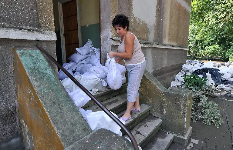 2sno5042-jpg6486004960958907605