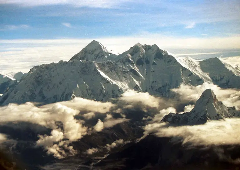 Lhotse-Mount-Everest