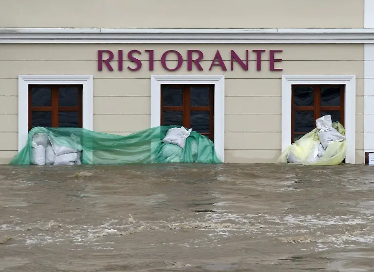 2sln2444-jpg6183186817111336462