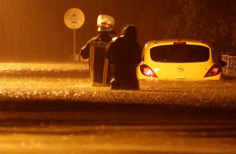 070810LEI204-BEX710-jpg9128467468896920538