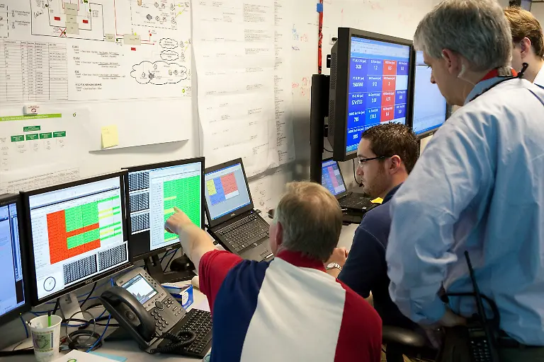 2skh1227-jpg7848480820481724196