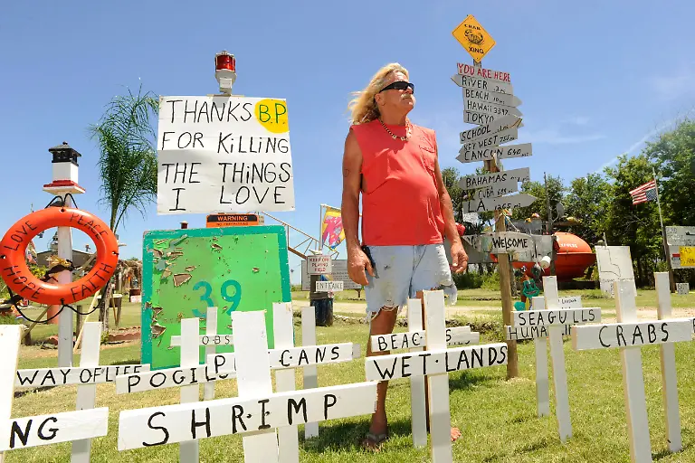 Ike-Hurricane-Art-TXBEA101-jpg7093230847464366020