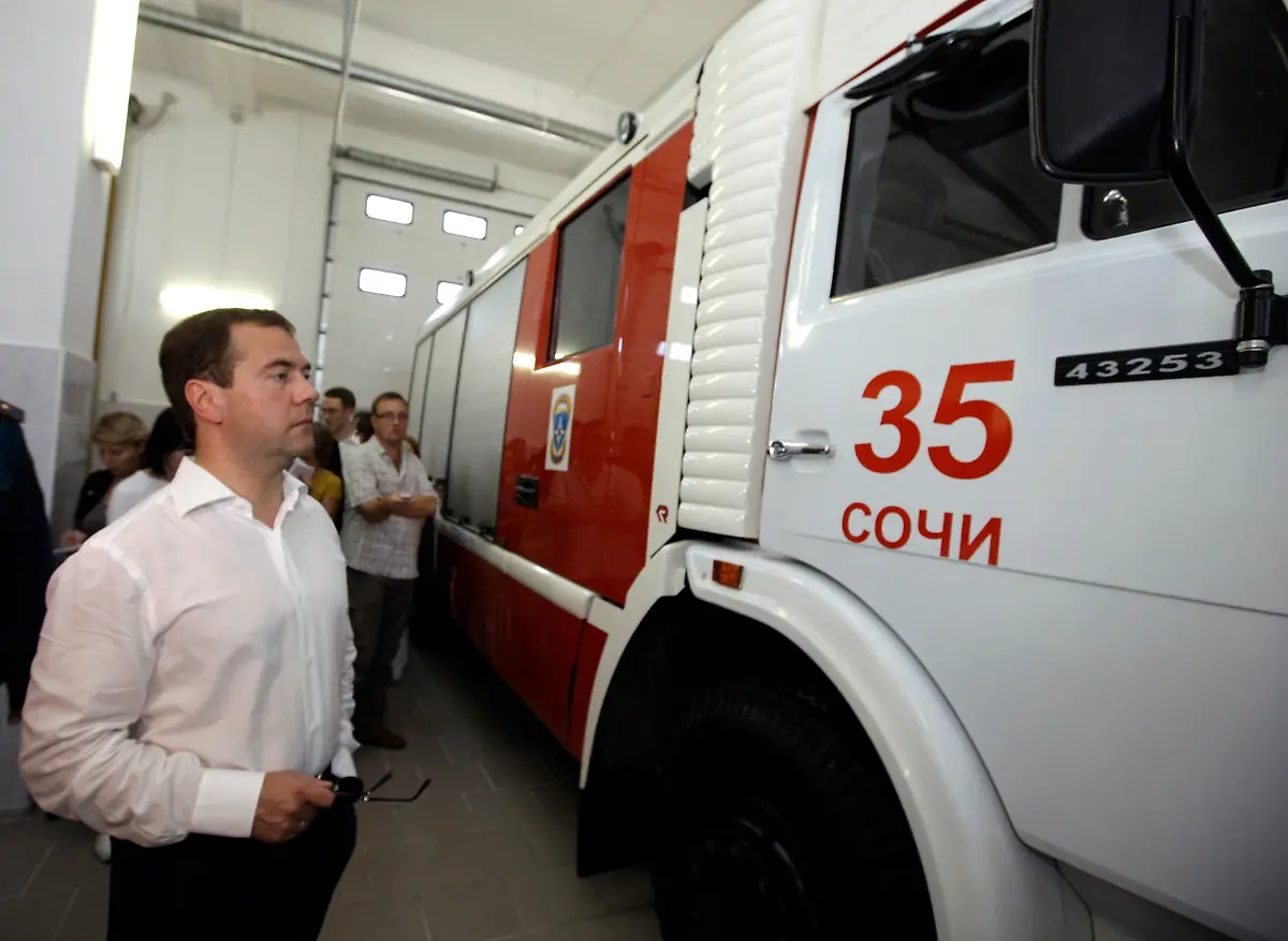 2010-08-03T112030Z-01-SOC05-RTRMDNP-3-RUSSIA-HEAT-FIRES-JPG2496081983948357208