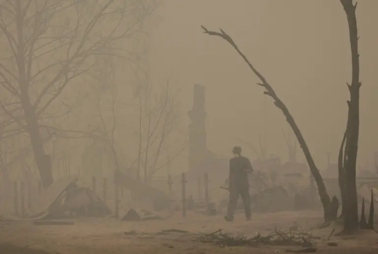 APTOPIX-Russia-Fires-MOSB127-jpg8930408951784780265