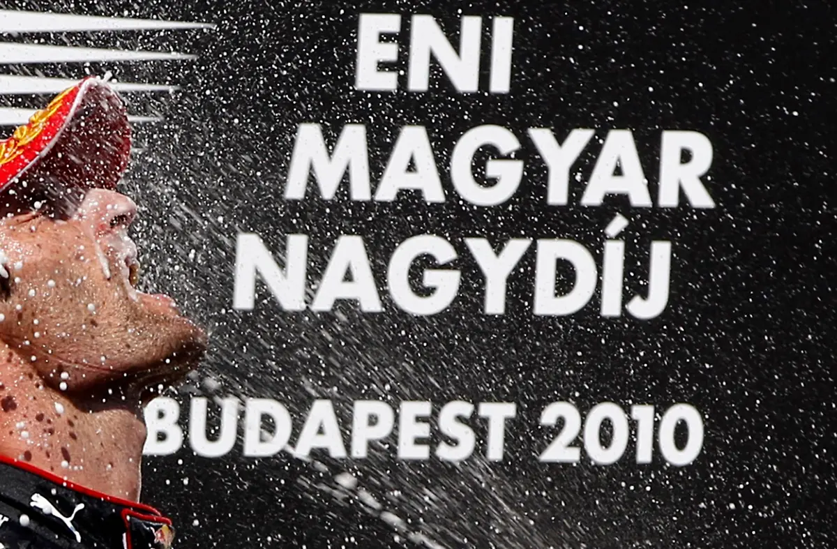 2010-08-01T162939Z-01-ANK146-RTRMDNP-3-MOTOR-RACING-PRIX-JPG4513909797271191229