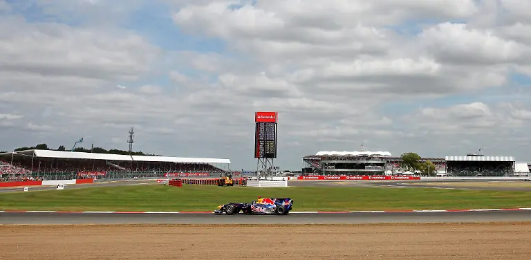 vettel-Silverstone2