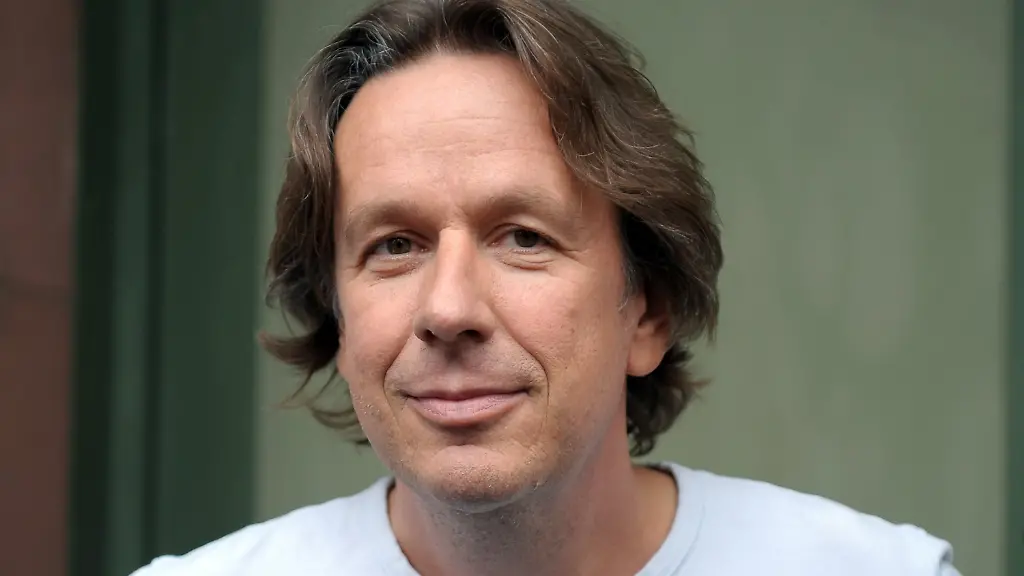 2sf23554-jpg8206831698097645130