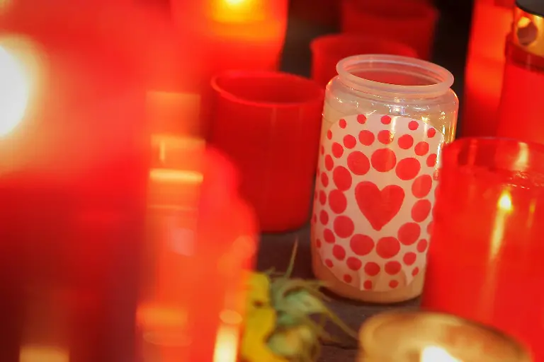 2sfm5045-jpg588744127874725121