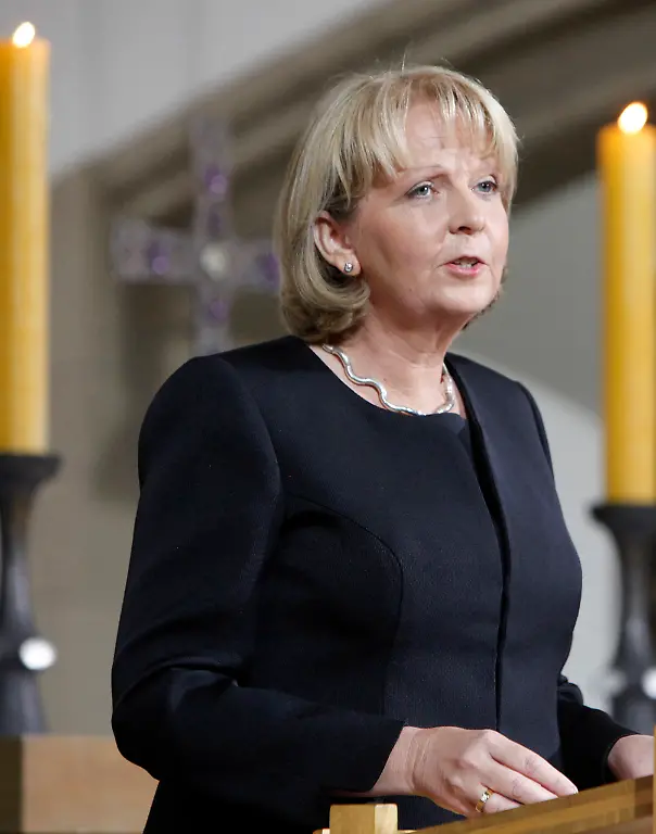 2sgd2303-jpg2401766013333368556