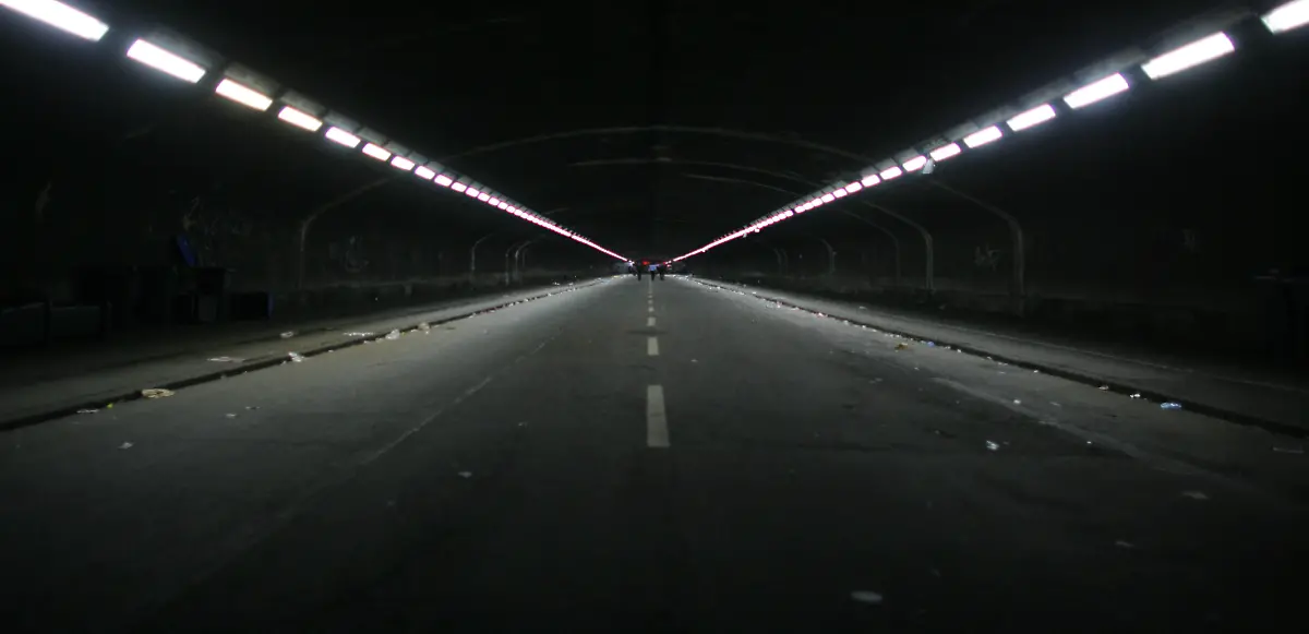 2sbz2110-jpg5222740541571913479