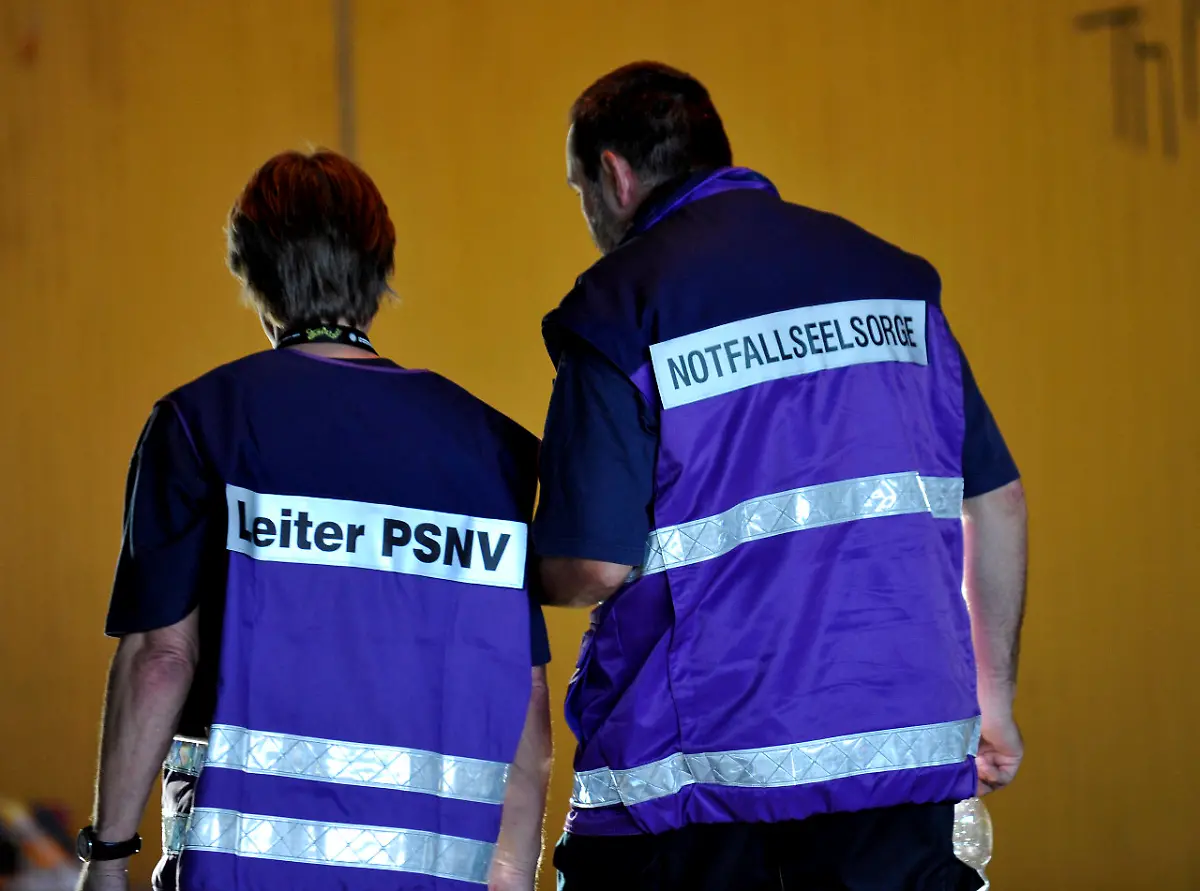 2scb2452-jpg3193674418096191147