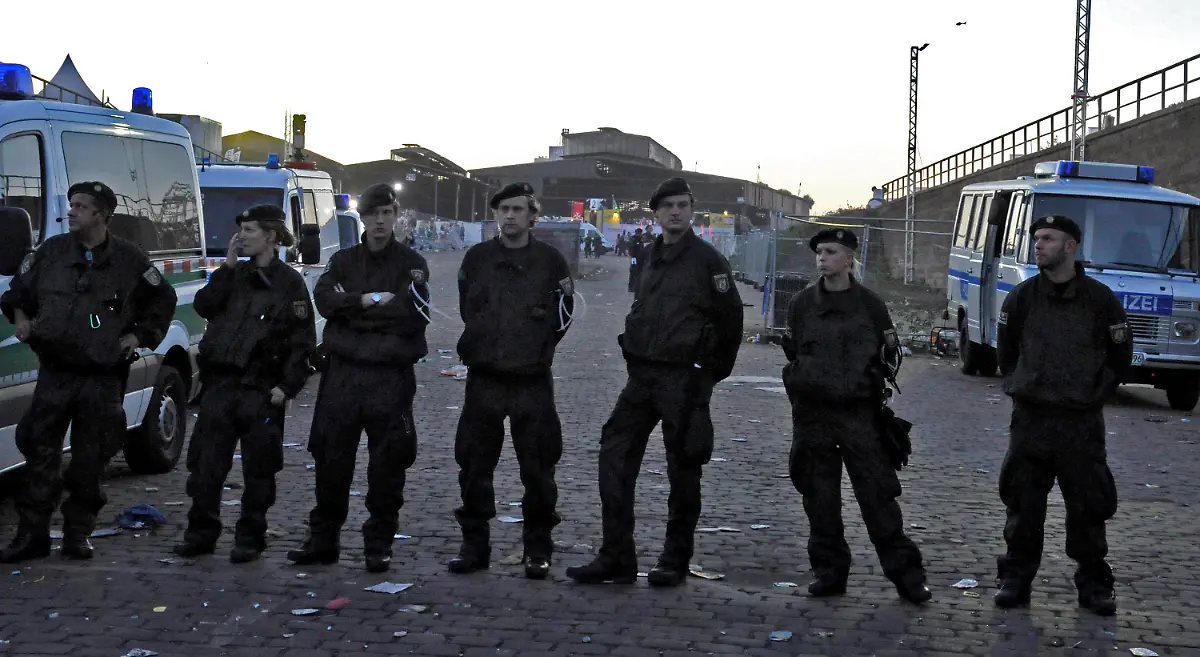 2sby3927-jpg8548169604580495018