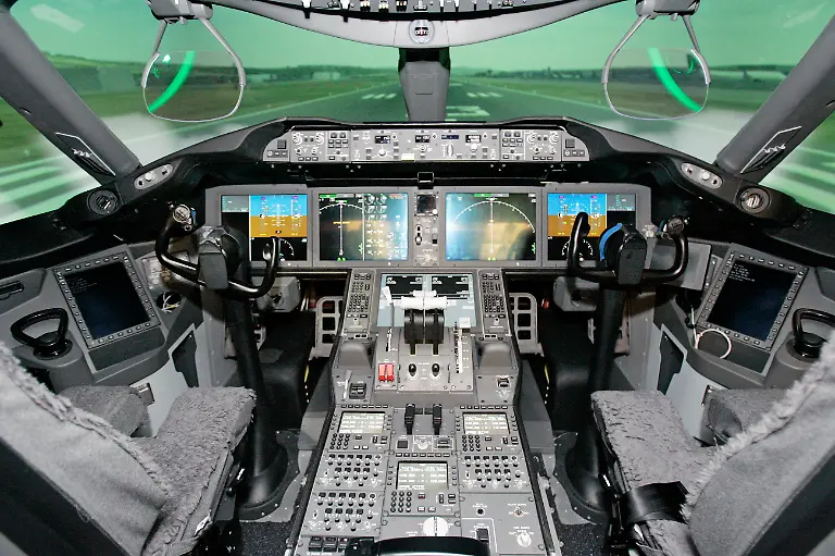 Cockpit-Dreamliner
