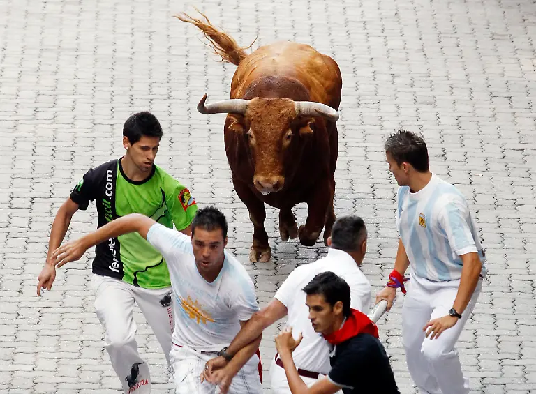 2010-07-14T071616Z-01-SVP04-RTRMDNP-3-SPAIN-JPG8877063824438282943