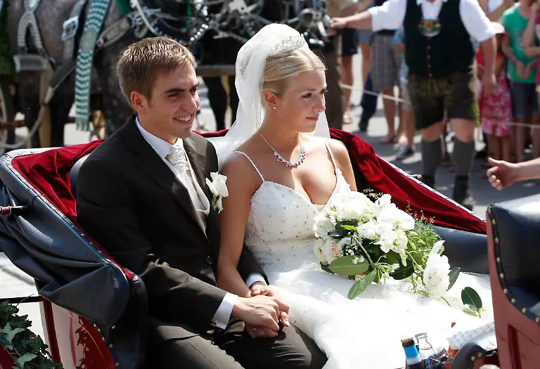 2010-07-14T140635Z-01-REH08-RTRMDNP-3-GERMANY-JPG7128295734641521267