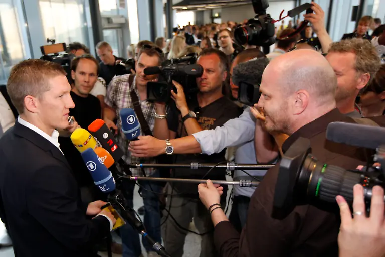 DEU-Fussball-Nationalmannschaft-Weltmeisterschaft-FRA406-jpg4264967354289986075
