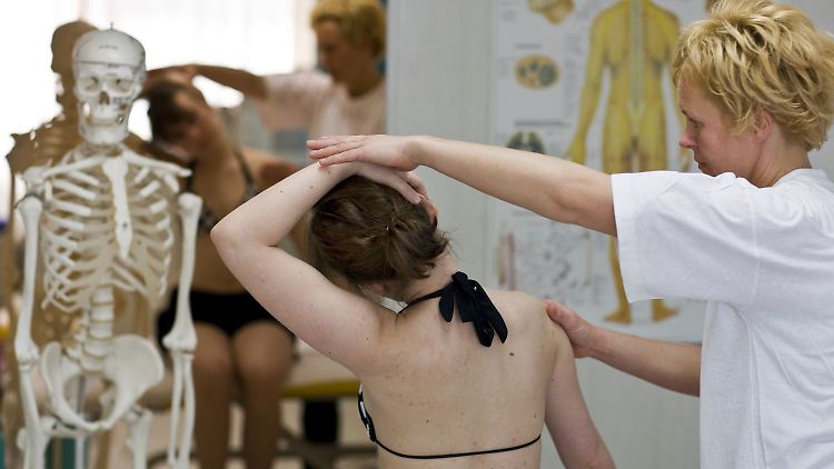 Rückenschmerzen werden häufig durch Bandscheiben-Probleme verursacht.