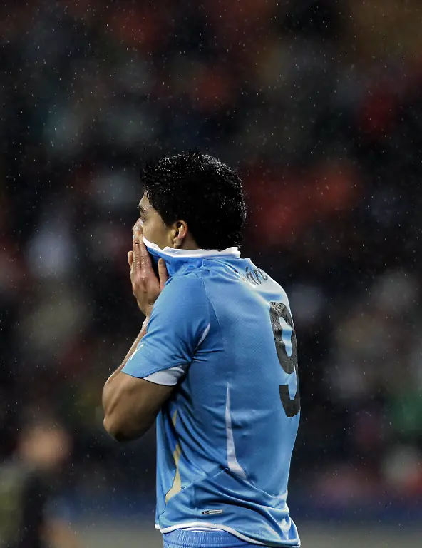 South-Africa-Soccer-WCup-Germany-Uruguay-WCUP161-jpg8446554982042378387